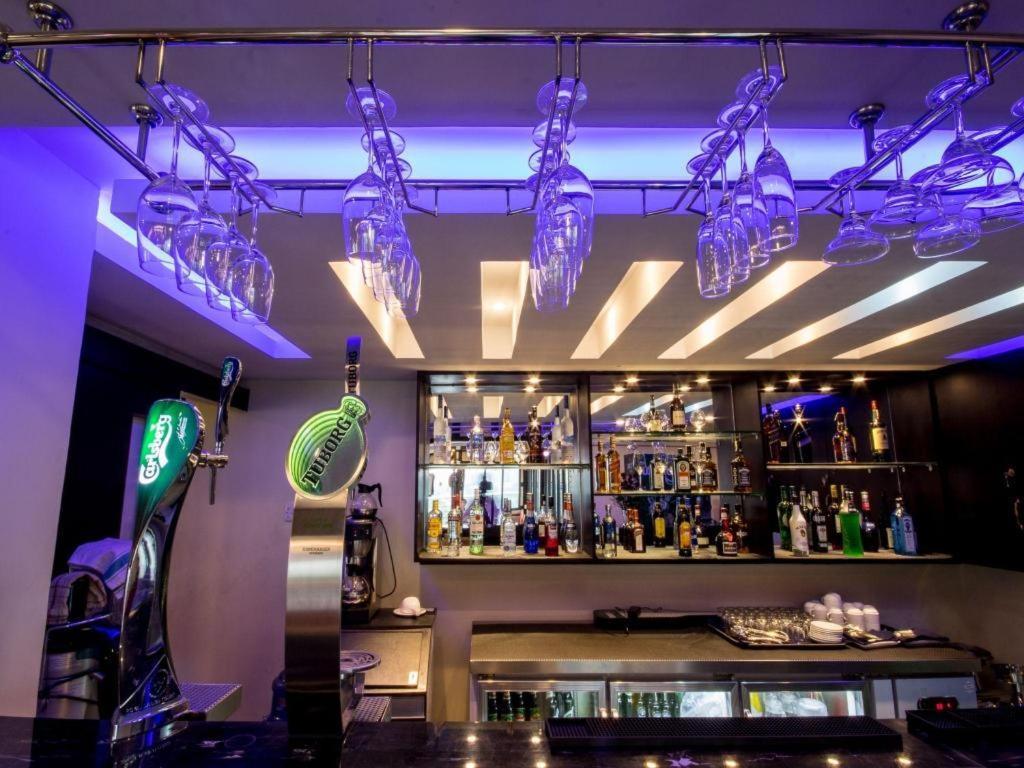 Hotel Heaven Rangun Kültér fotó